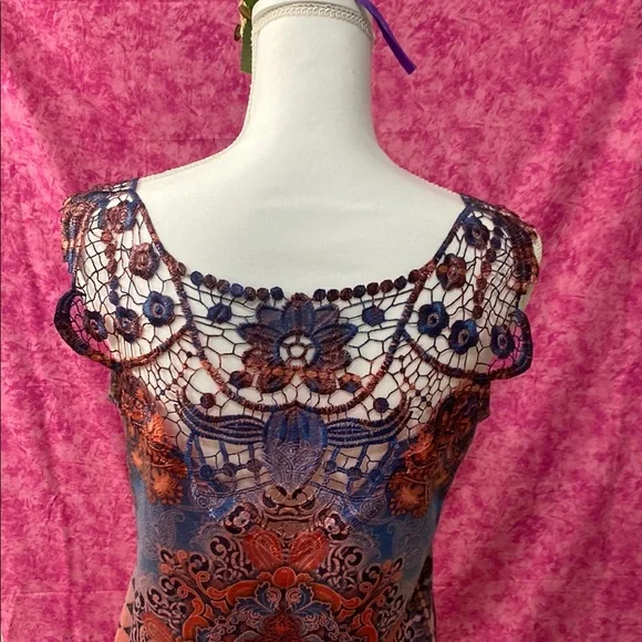 Asymmetrical Red, Blue and Black Sleeveless Tank Top - Picture 6 of 7